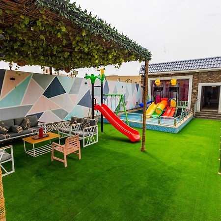 Villa شاليهات الكوخ السويسري وأكوابارك à Ash Shishah Extérieur photo