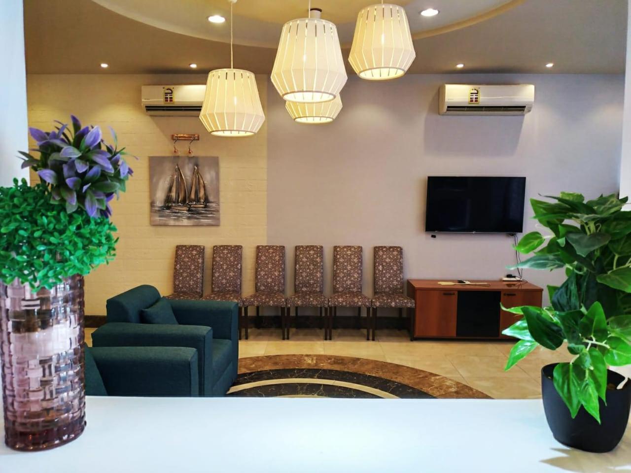 Villa شاليهات الكوخ السويسري وأكوابارك à Ash Shishah Extérieur photo