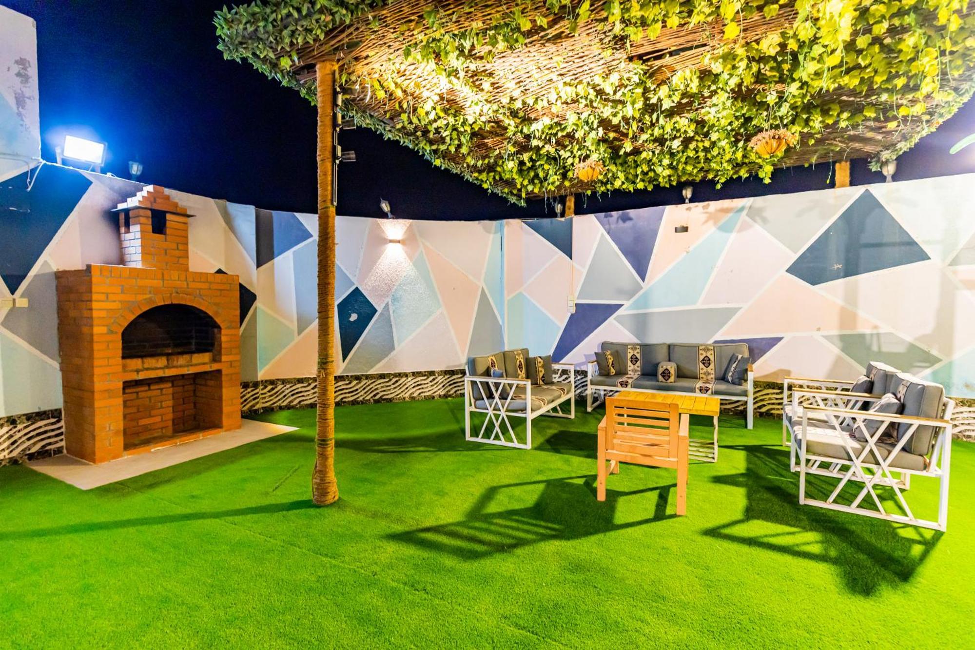 Villa شاليهات الكوخ السويسري وأكوابارك à Ash Shishah Extérieur photo