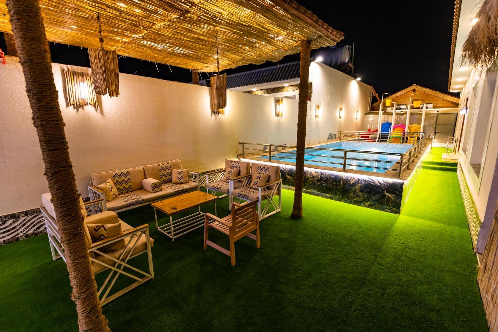 Villa شاليهات الكوخ السويسري وأكوابارك à Ash Shishah Extérieur photo