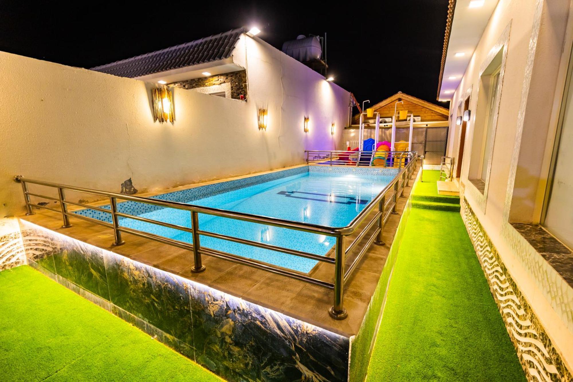 Villa شاليهات الكوخ السويسري وأكوابارك à Ash Shishah Extérieur photo