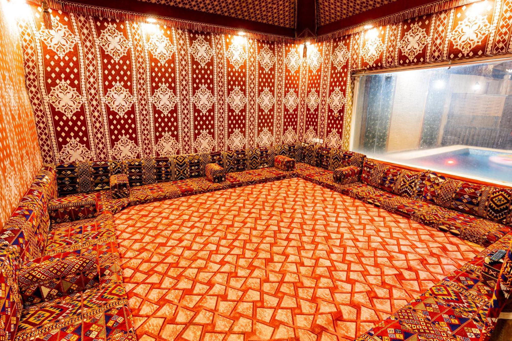Villa شاليهات الكوخ السويسري وأكوابارك à Ash Shishah Extérieur photo